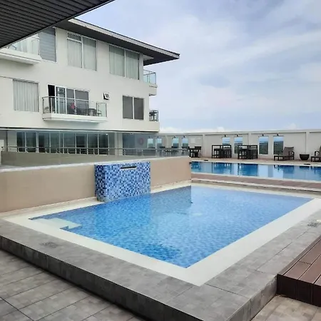 Condo With Direct Access To Shopping Mall In Bacolod City Exterior photo