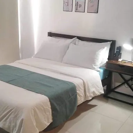 Condo With Direct Access To Shopping Mall In Bacolod City Exterior photo