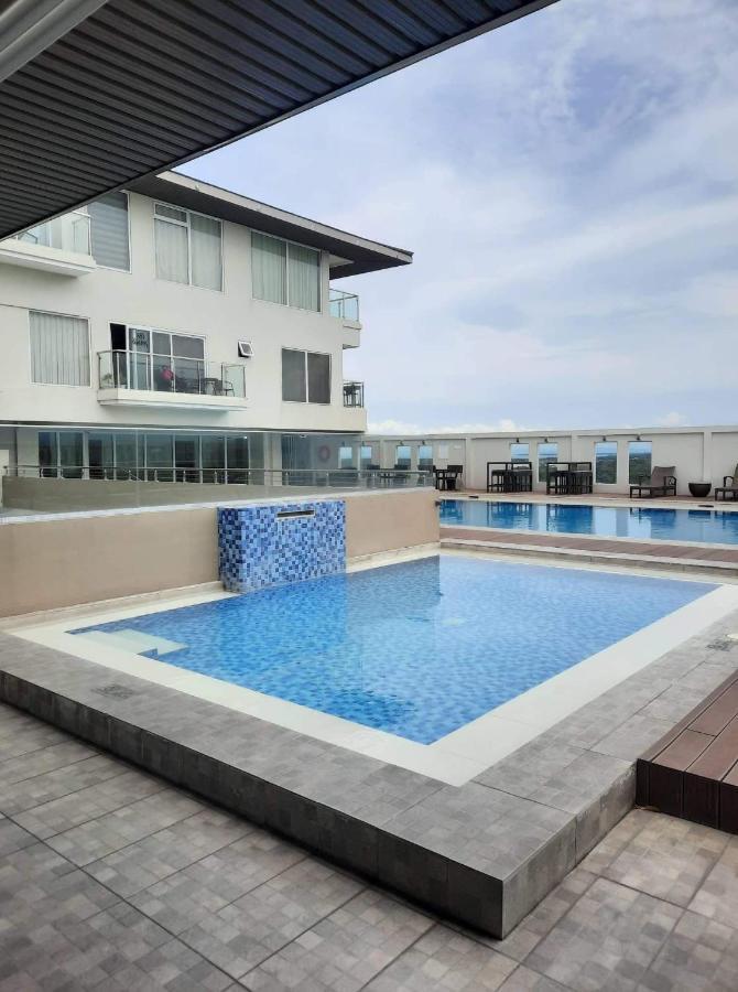 With Direct Access To Shopping Mall In *