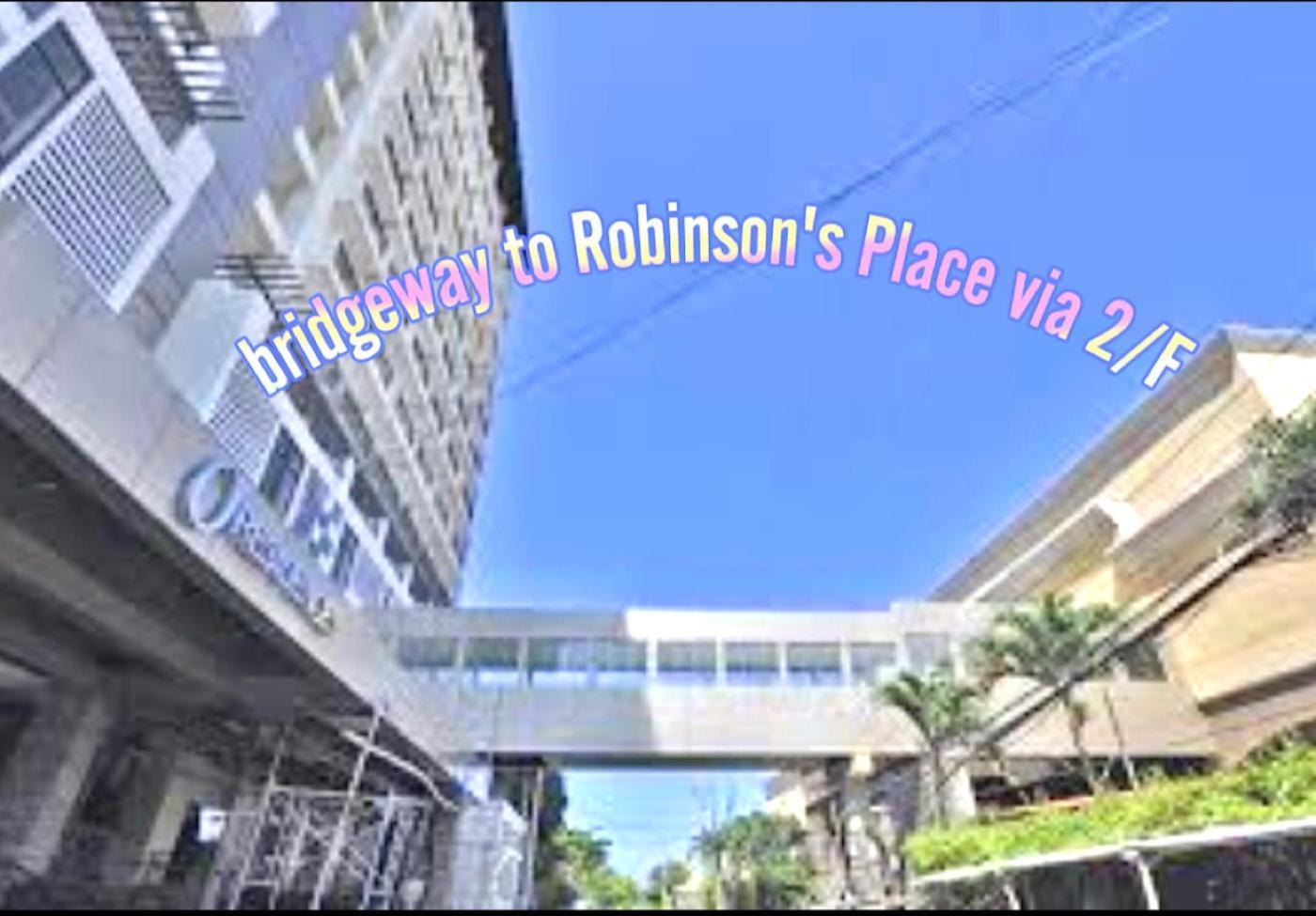 Apartment With Direct Access To Shopping Mall In Bacolod